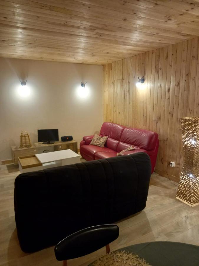 Gite L'Enclos O Rendez-Vous Roquefeuil-Pays De Sault- Avec Jardin Екстер'єр фото