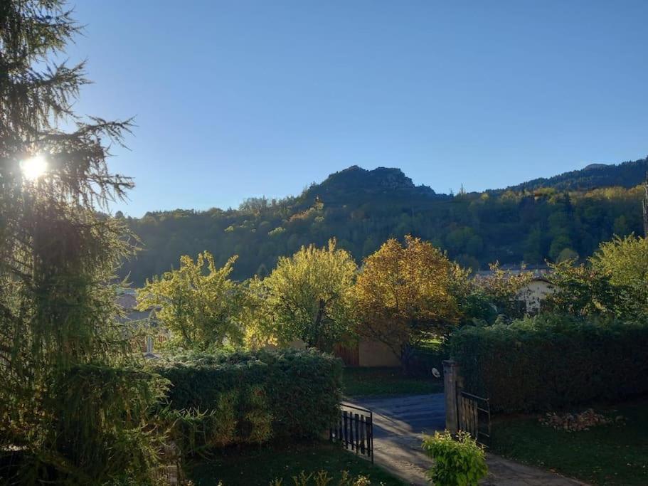 Gite L'Enclos O Rendez-Vous Roquefeuil-Pays De Sault- Avec Jardin Екстер'єр фото