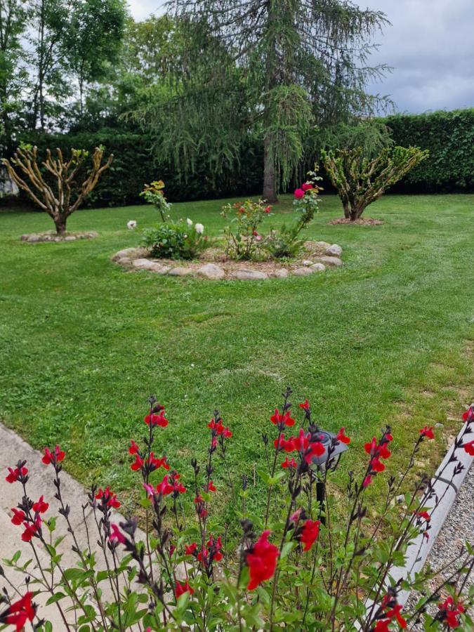 Gite L'Enclos O Rendez-Vous Roquefeuil-Pays De Sault- Avec Jardin Екстер'єр фото